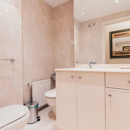 Apartament Sani By People